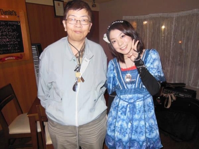 今回は平日に堺へ行って「すずきゆい」さんのライブを楽しみました