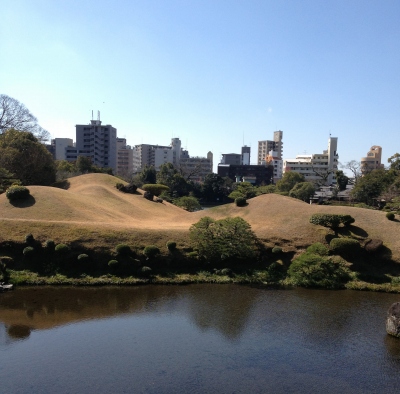 熊本での最終目的地の水前寺公園へ行きました