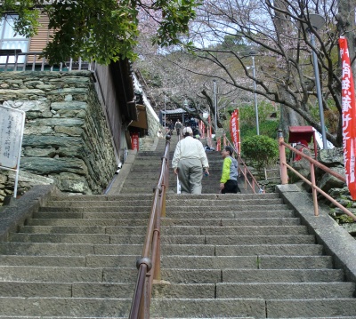 紀三井寺は、素晴らしい大きなお寺でした
