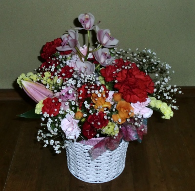母の日の生花アレンジメントを宅配手配しました