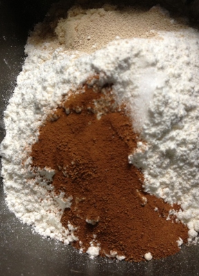 ポイントサイトで交換した七茸パンの素で食パン作りました