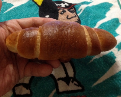 八幡浜名物の塩パンを松前町でGET