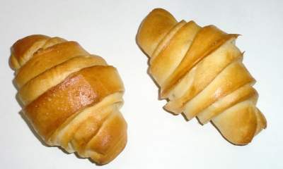 今日のおやつは「塩パン」でした