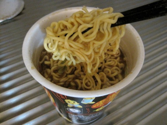 ふなっしーの船橋ソースラーメン