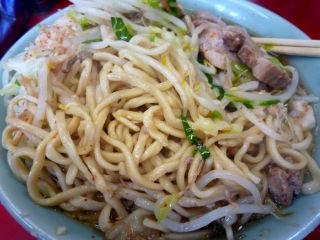 ラーメン二郎 中山駅前店4
