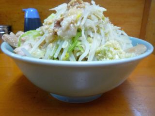 ラーメン二郎 新橋店3