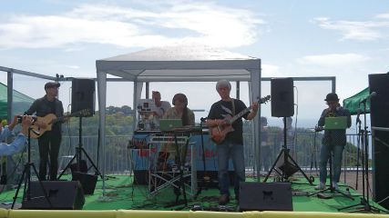 Sunset Lounge2