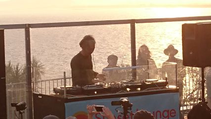 Sunset Lounge6