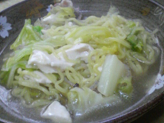 〆のラーメン。