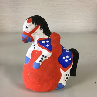 新潟・水原（山口）人形 | 鈴を振りふり