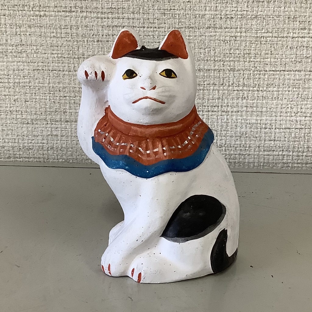 猫の郷土玩具 | 鈴を振りふり