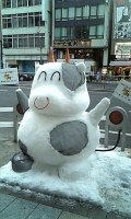 ウシの雪だるま
