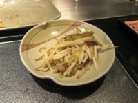 バラ肉ともやしの炒め物