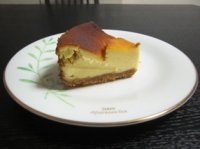 カットしたチーズケーキ