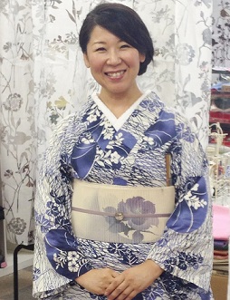 着物 古都里 浴衣で美容室 浴衣 三味線 角帯 着つけ レッスン 教室 メンズ グレース FULL ヘアメイク 浴衣着納めパーティー パーティー 放生会 ヘアアレンジ 博多独楽 博多金獅子太鼓 筑紫珠楽 浴衣会 ソフトクリーム ペア着付け カップル着付け 浴�
