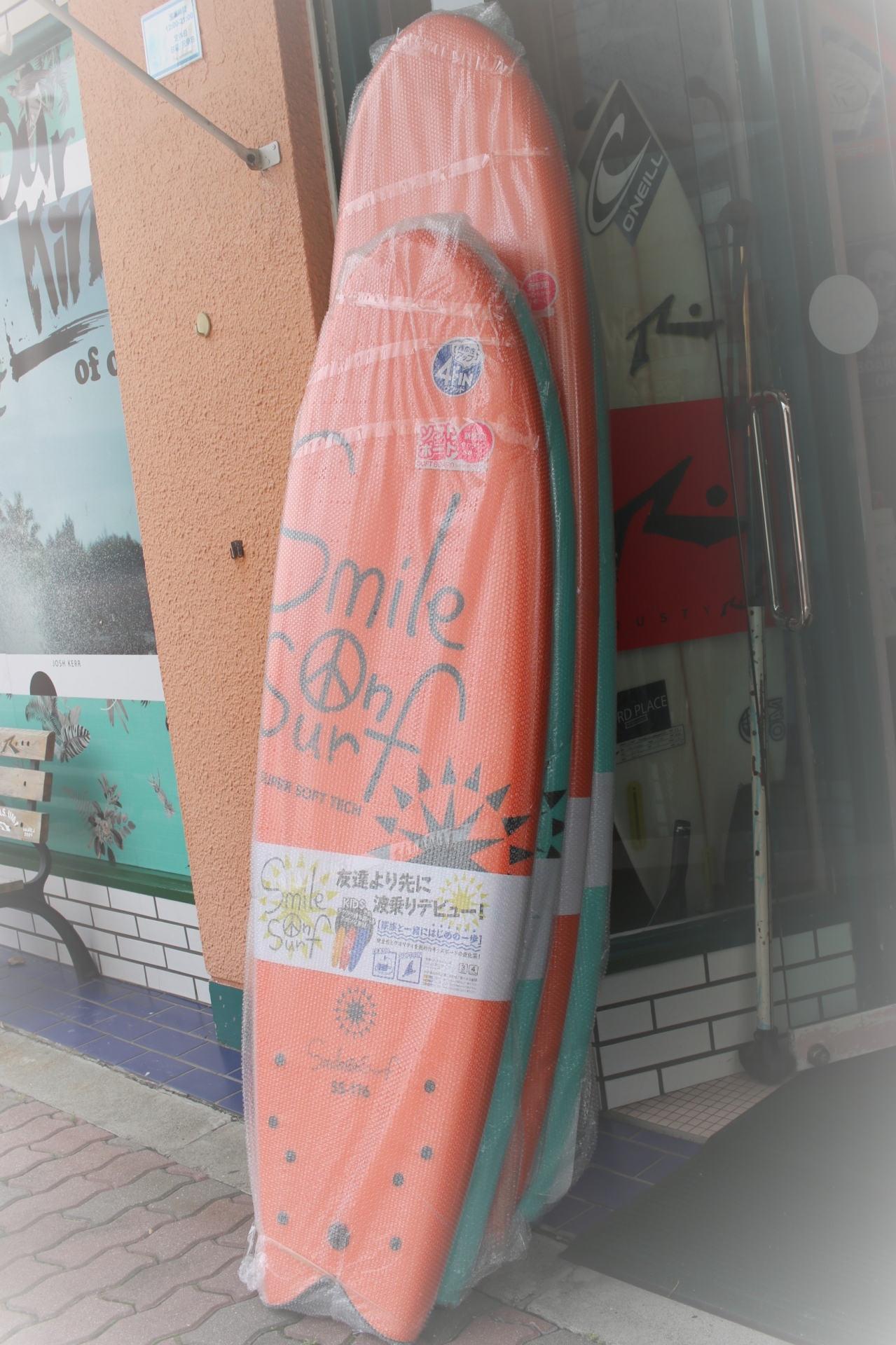 Smile on Surf | OFFTHEWALL OSAKA BLOG