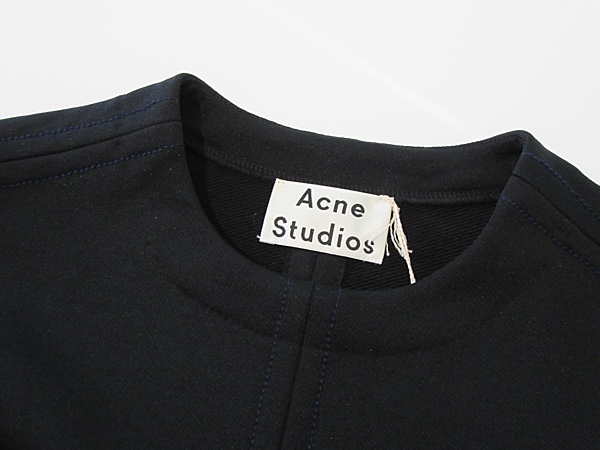 Acne 6.jpg