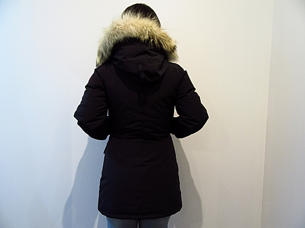 CANADA GOOSE 2.jpg