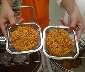 チキンラーメン揚がる