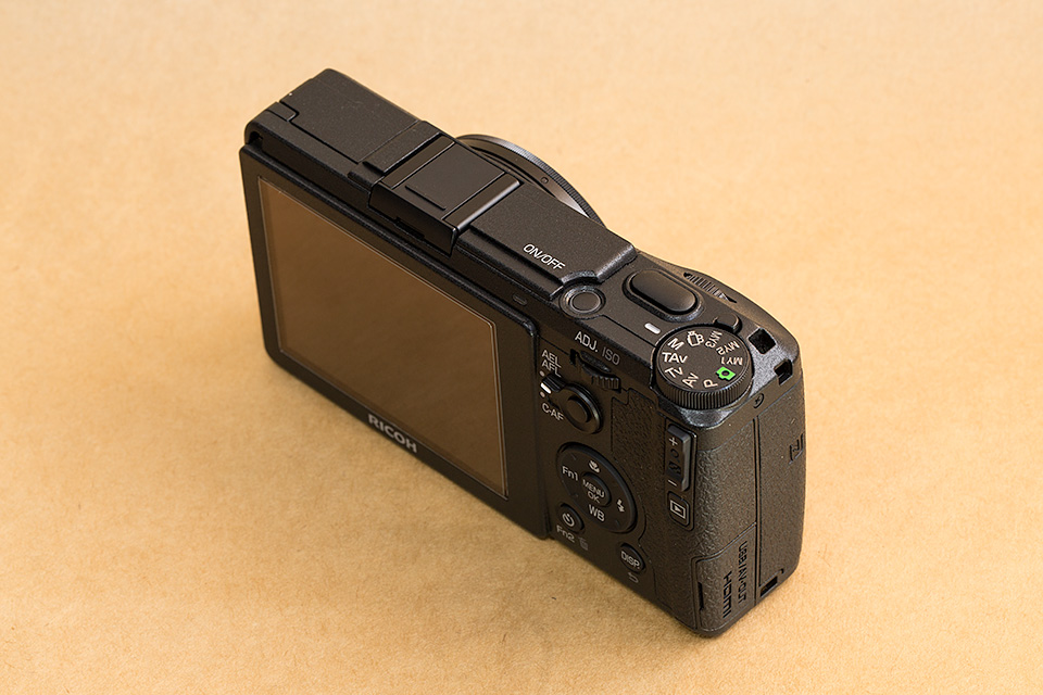 GR II 外観