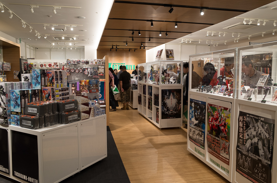 コトブキヤ立川本店 2階店内01