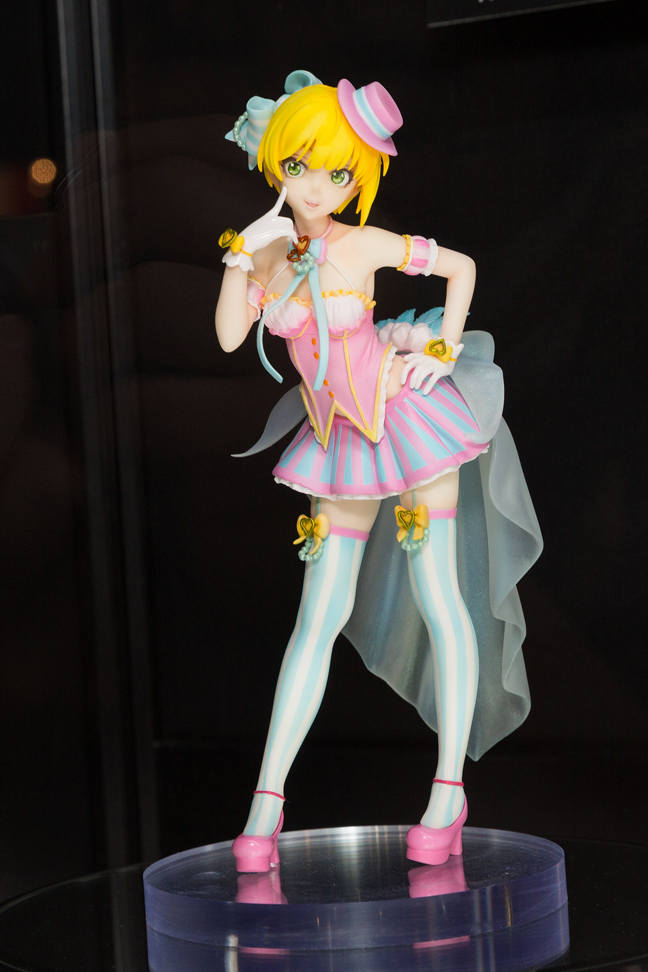 宮本フレデリカ
