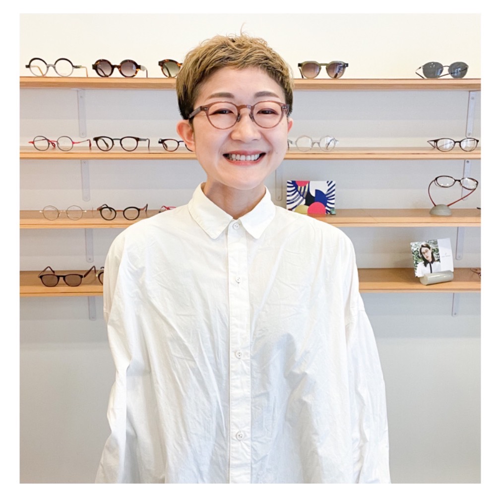 強度近視さんにオススメできる「きれいめコーデにぴったりな