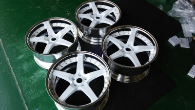 WORK GNOSIS GR203 20インチホイール 入荷～♪ | カーファッション紀州