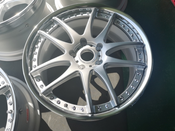 WORK WORKEMOTION CR3P 20インチホイール 入荷～♪ | カーファッション