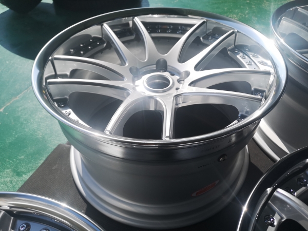 WORK WORKEMOTION CR3P 20インチホイール 入荷～♪ | カーファッション