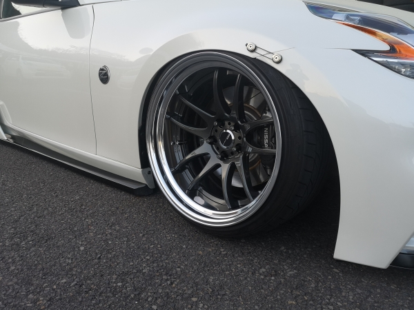 フェアレディZ34 WORK EMOTION CR2P 19インチホイール 装着