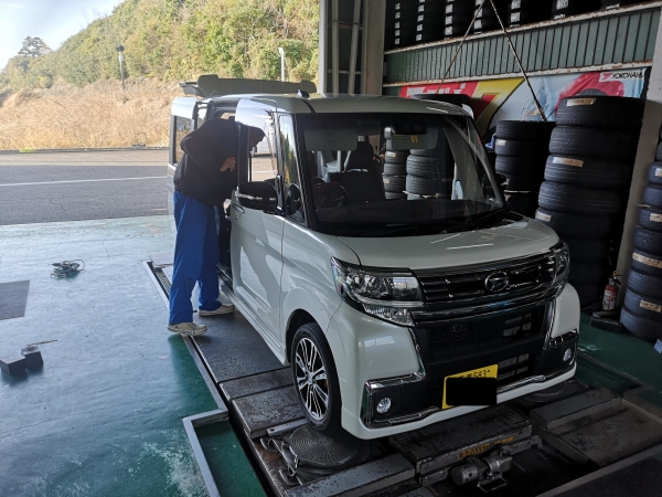 タントカスタム イデアル車高調&アヒル商会 リア独立アクスル&MEISTER