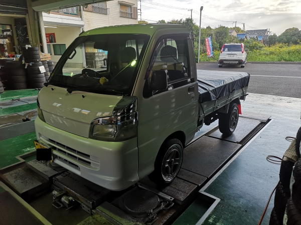 ハイゼットトラック WORK EQUIP 40 15インチホイール 装着～♪ | カー