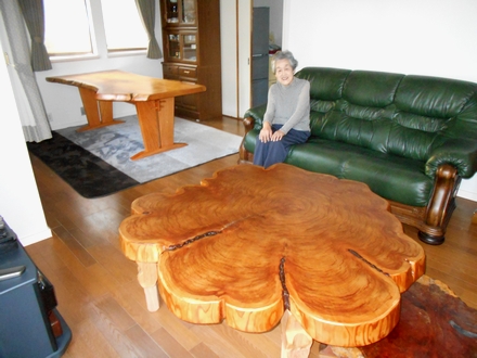 輪切りの屋久杉テーブル＆ケヤキの無垢一枚板テーブル | 千葉県柏市の 