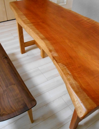 山桜一枚板テーブルを納品 | 千葉県柏市の無垢一枚板テーブル専門店 