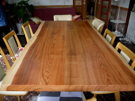 銘木杉の大テーブルを納品 | 千葉県柏市の無垢一枚板テーブル専門店