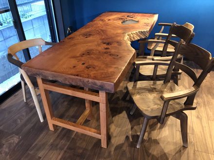 宅配買取 欅　木材　置物　けやき　一枚板　無垢材　テーブル　ベンチ　椅子　diy 工芸品