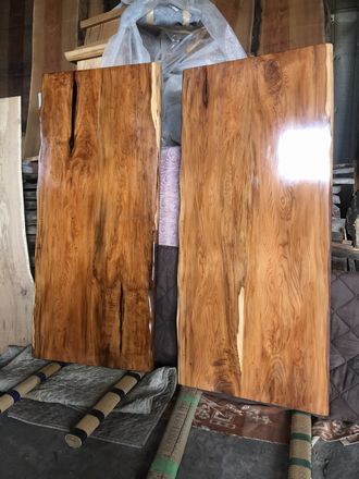 一位の木で作る玄関ドア、ポプラの木で作るお部屋のドア | 一枚板 
