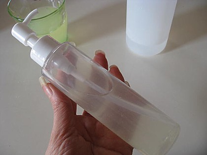 顔のくすみにヨーグルトの上澄み ホエイ で作る手作り化粧水の作り方 美人ブログ