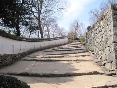 土塀