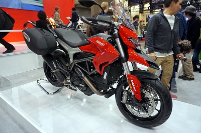 No9_DUCATI Hyperstrada 939