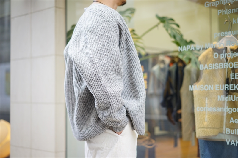 O project / WIDE FIT KNITTED CREW NECKcitylights - ニット/セーター