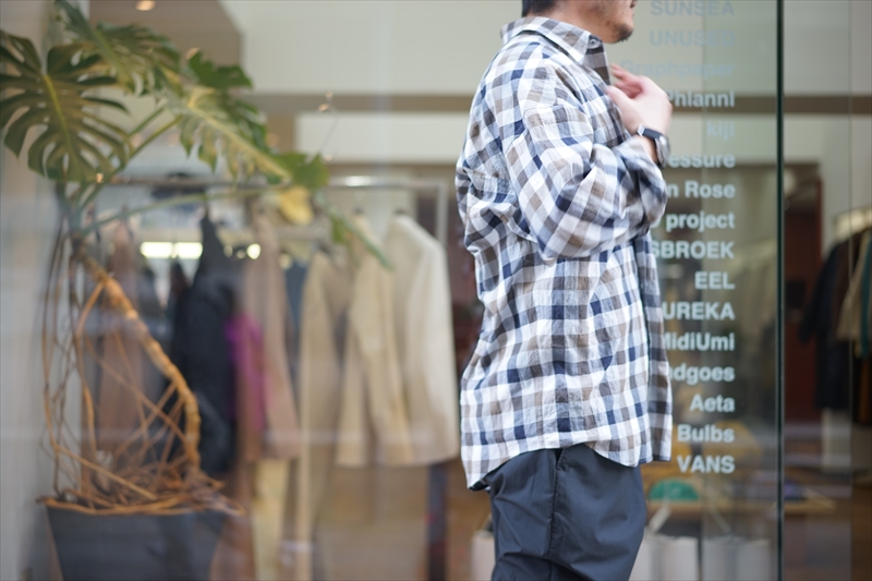 Graphpaper(グラフペーパー)の最新作、Check Oversized Shirtの