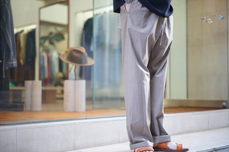 AURALEE(オーラリー)の新作、Washable Wool Rib Knit Teeのご紹介です