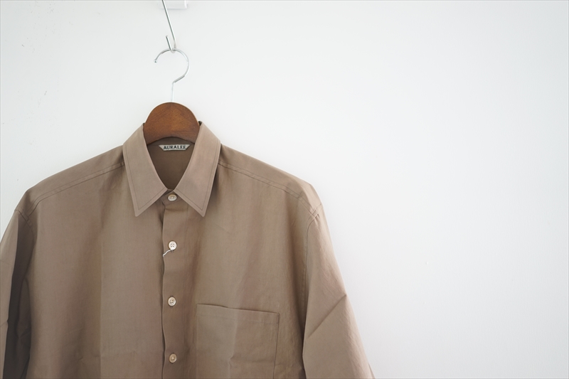 AURALEE(オーラリー)の新作、Washed Finx Twill Half Sleeved Big