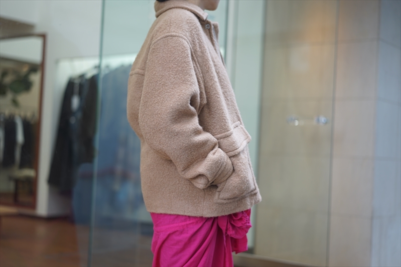 AURALEE(オーラリー)for womenの新作、BABY CAMEL BRUSHED MELTON