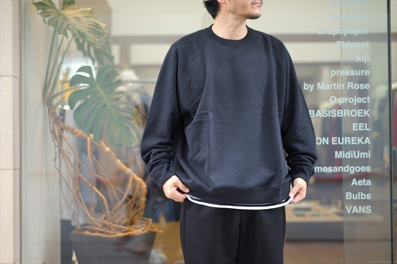 Graphpaper(グラフペーパー)の新作、LOOPWHEELER for GP Hi Neck Sweat