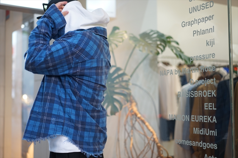 サイズ4 UNUSED Damage Check Shirt アンユーズド UNUSED(アンユーズド)の新作、Damage Check Nel Shirtのご紹介です