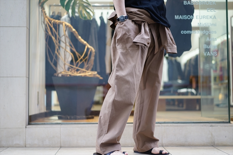 AURALEE(オーラリー)の新作、Finx Hard Twist Gabardine