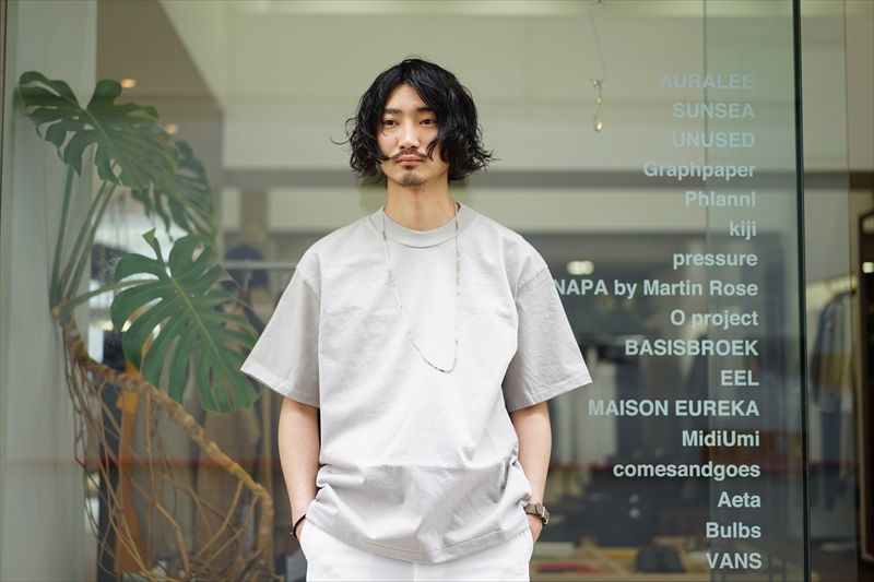 AURALEE(オーラリー)の新作、Stand Up Teeのご紹介です。 | BALUCA JOURNAL